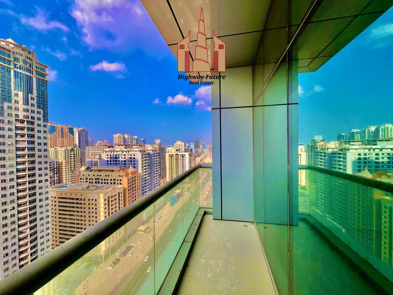 Spacious 3bhk with maidroom and all facilities