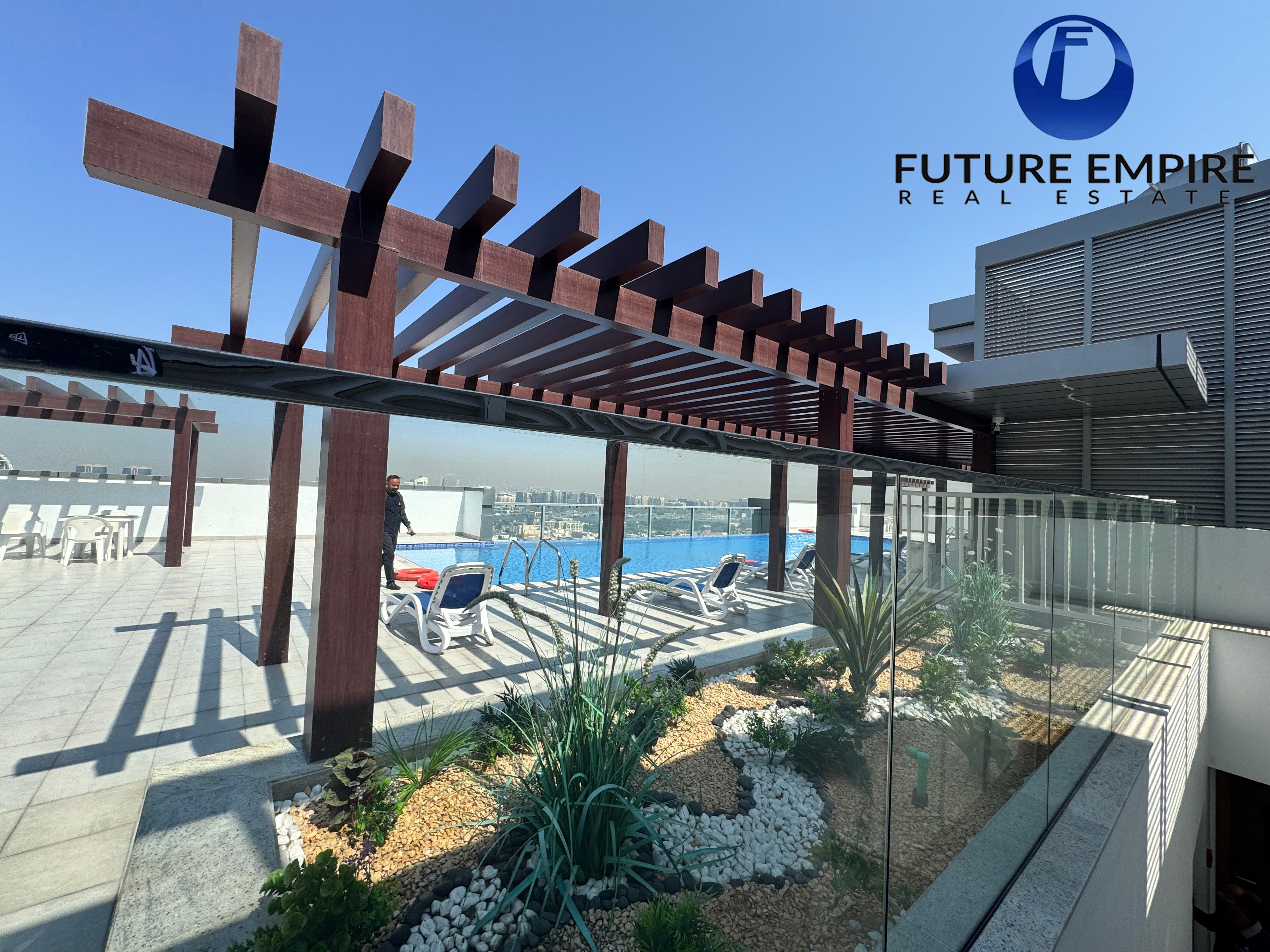 Modern design 2bed - Near Metro