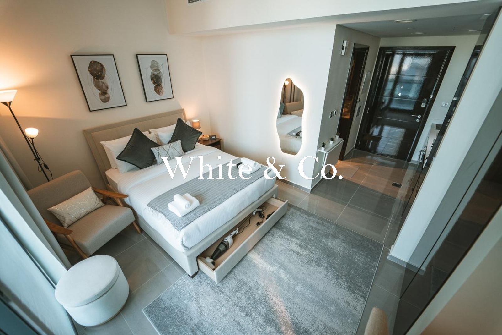 Prime Loc | Fully Furnished | City View