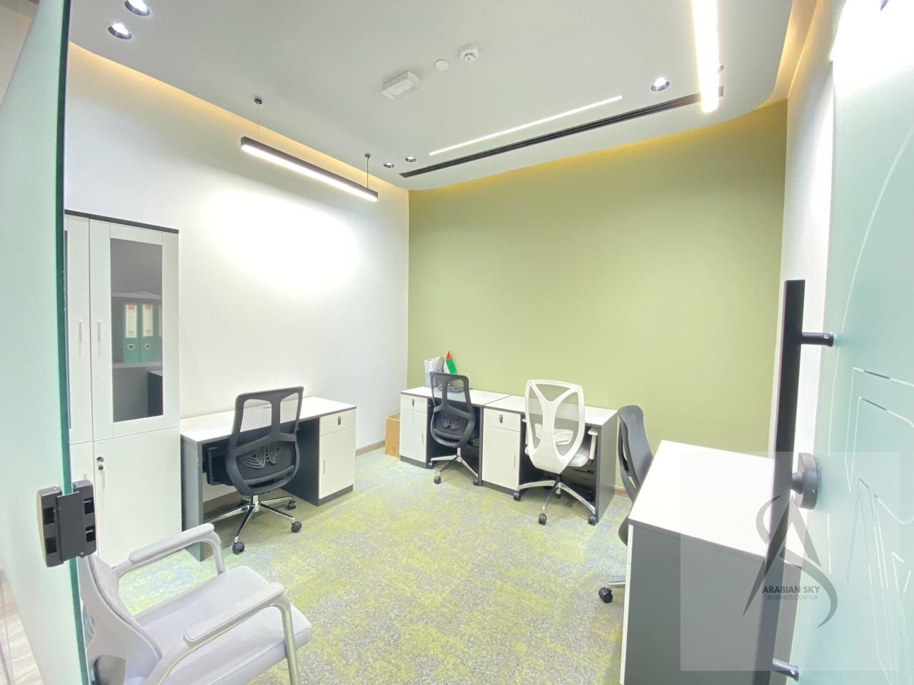 Desk Space Dedicated 24/7 | Prime location | Best price