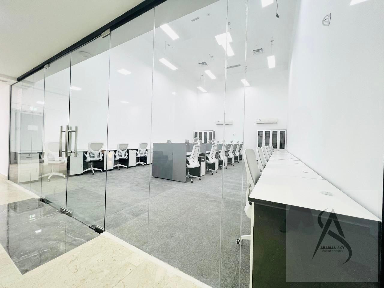 FLEXI DESK | SHARED OFFICES | AED 10,000/- Yearly | Linked with Mall and Metro