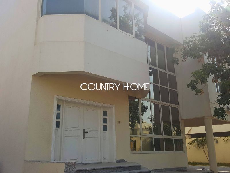Bright 4BR Villa | Private Pool | Prime Spot