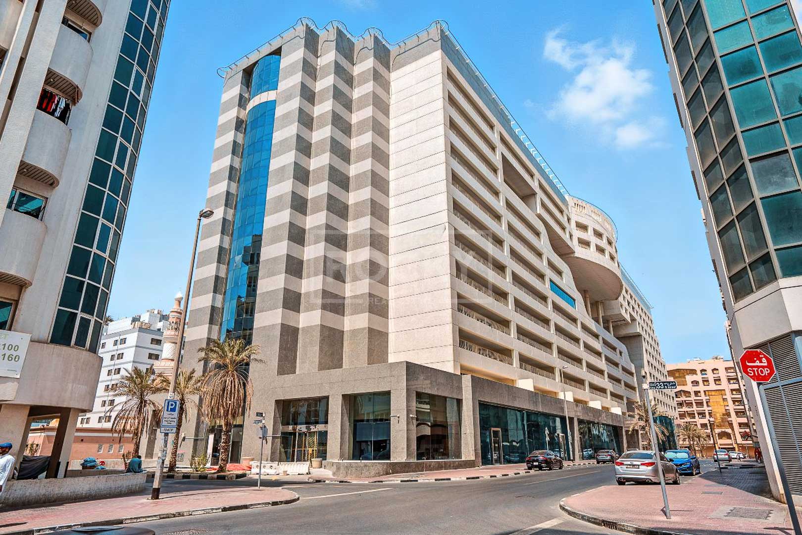 Spacious 1 Bedroom|Family Building|Close to Metro