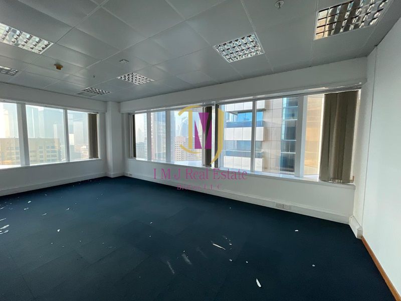 Fitted Office | High Floor | SZR View | Near Metro