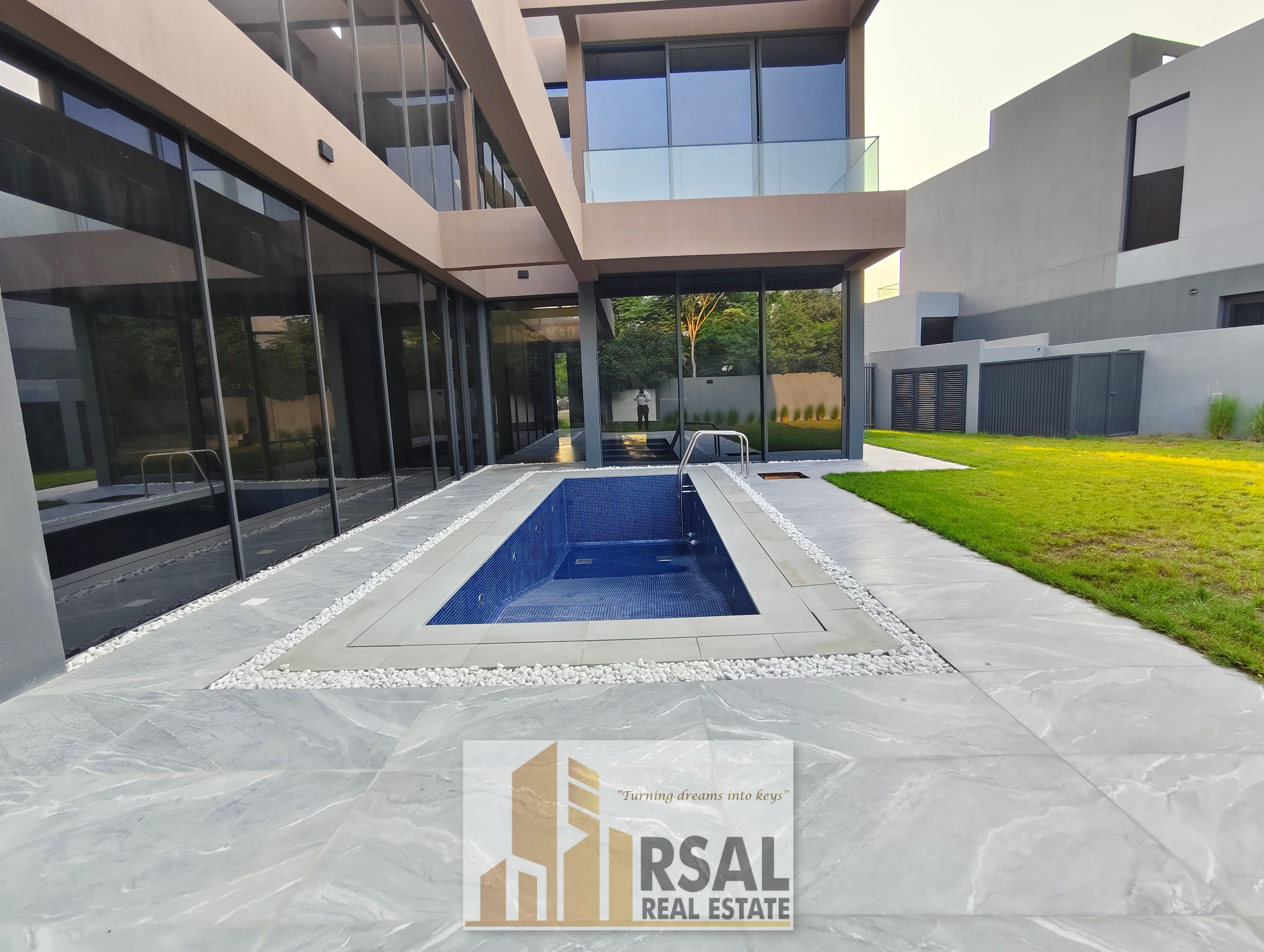 Very Specious 4BR villa with private pool Majlis Room in sendian