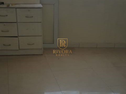 AFFORDABLE STUDIO I WITH SEPARATE KITCHEN