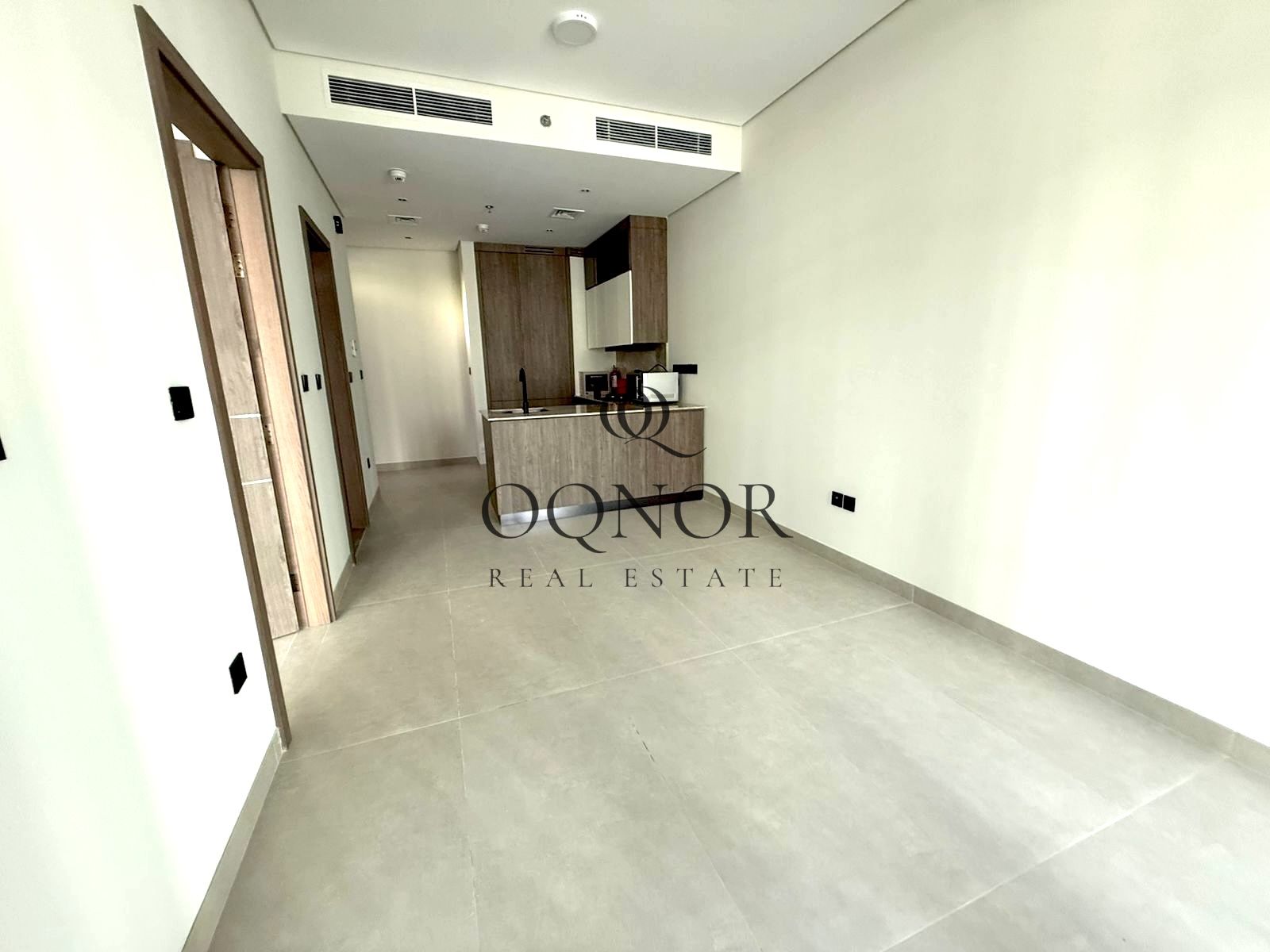 Modern 1 Bedroom Apartment | Ready to Move | Road Facing