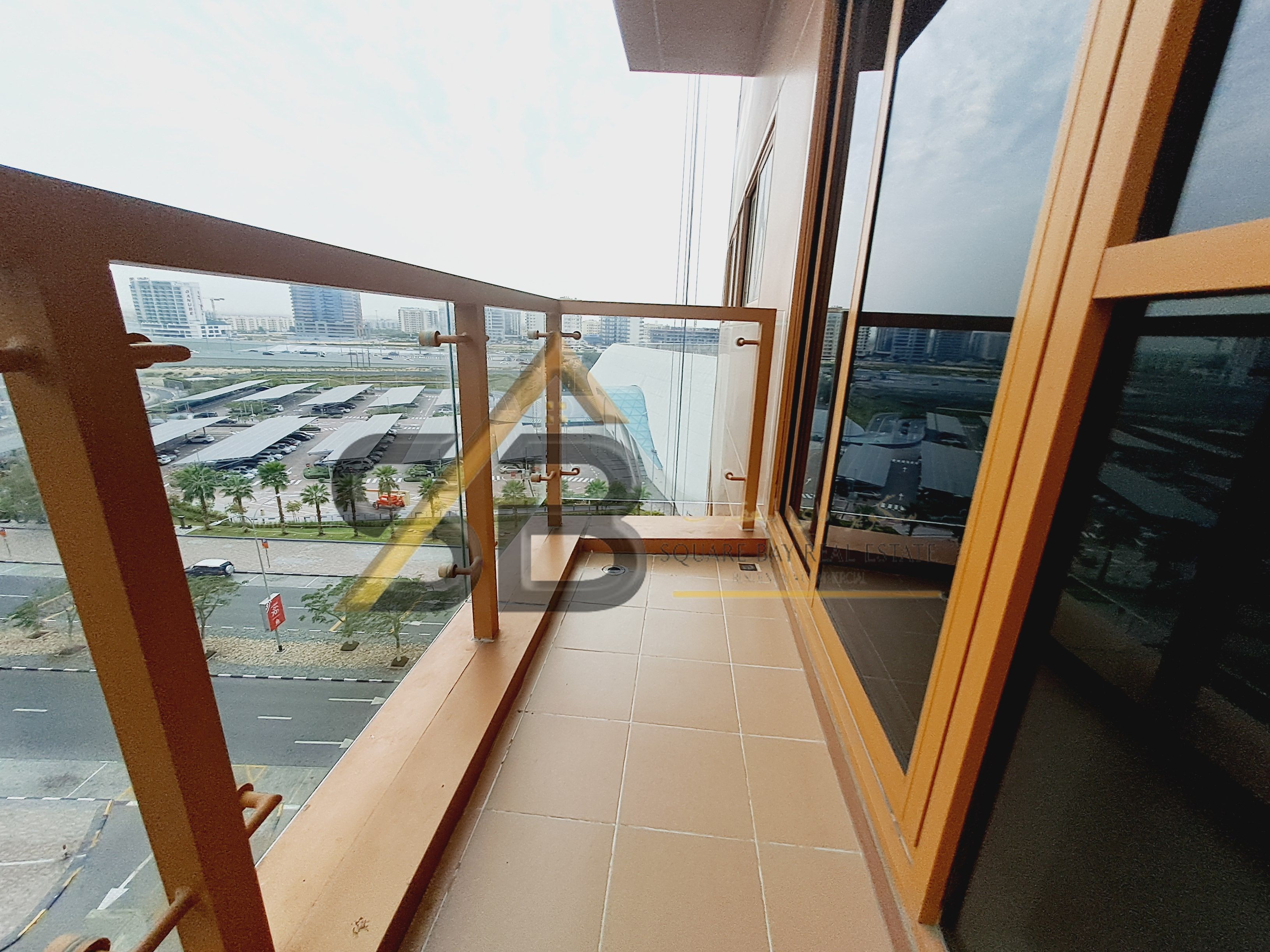 Spacious Studio Apartment Close to Central Mall With All Facilities