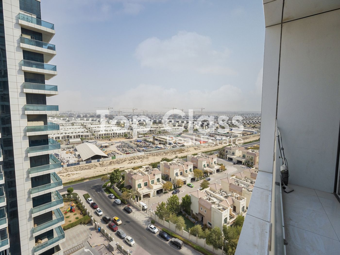 Mid Floor | Vacant | Well Maintained