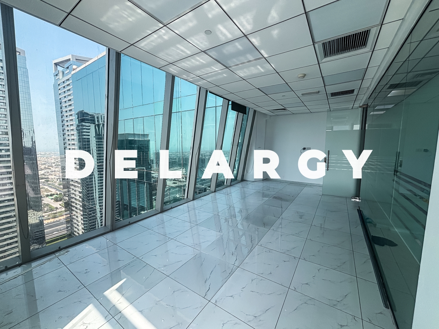 Top Floor | Balcony | Partitioned | Vacant