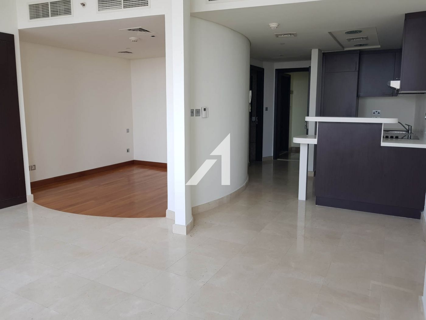 Garden Floor | Studio with Seperate Bedroom Area