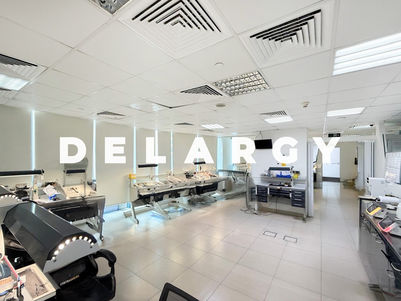 Fitted | Combined Unit | 2 Parking | High Floor