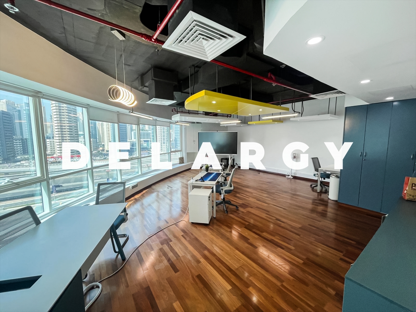 Luxury SZR View | Furnished | Low Floor