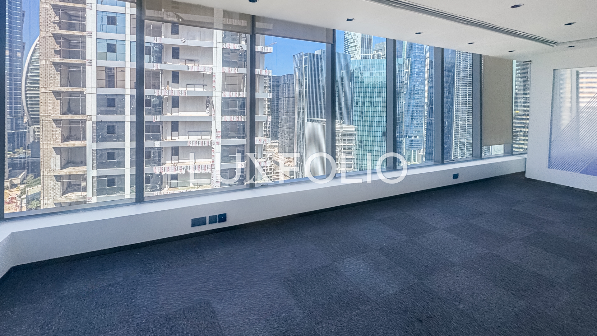 VACANT | SPACIOUS OFFICE | PARTITIONED