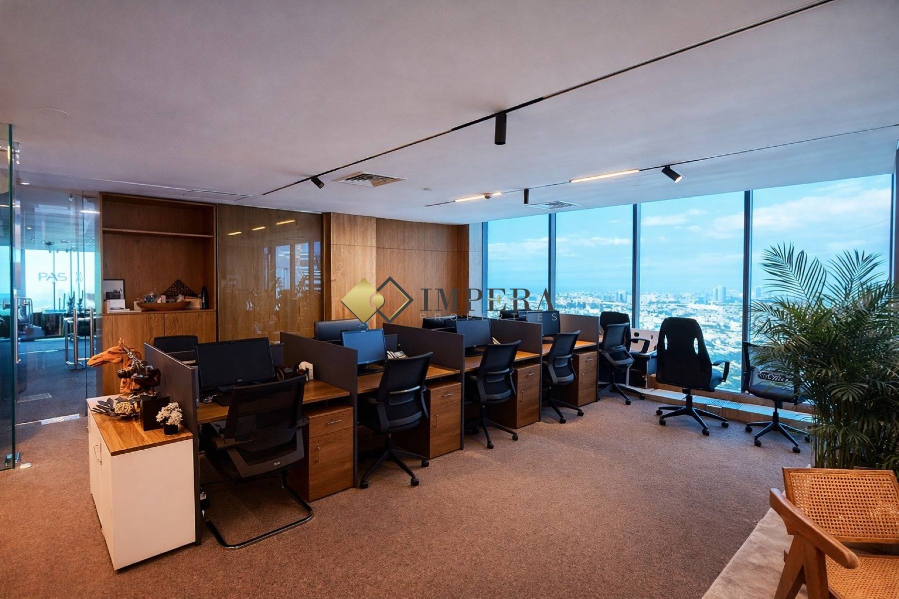 LUXURY OFFICE AND BUILDING | FITTED | PARTITIONED