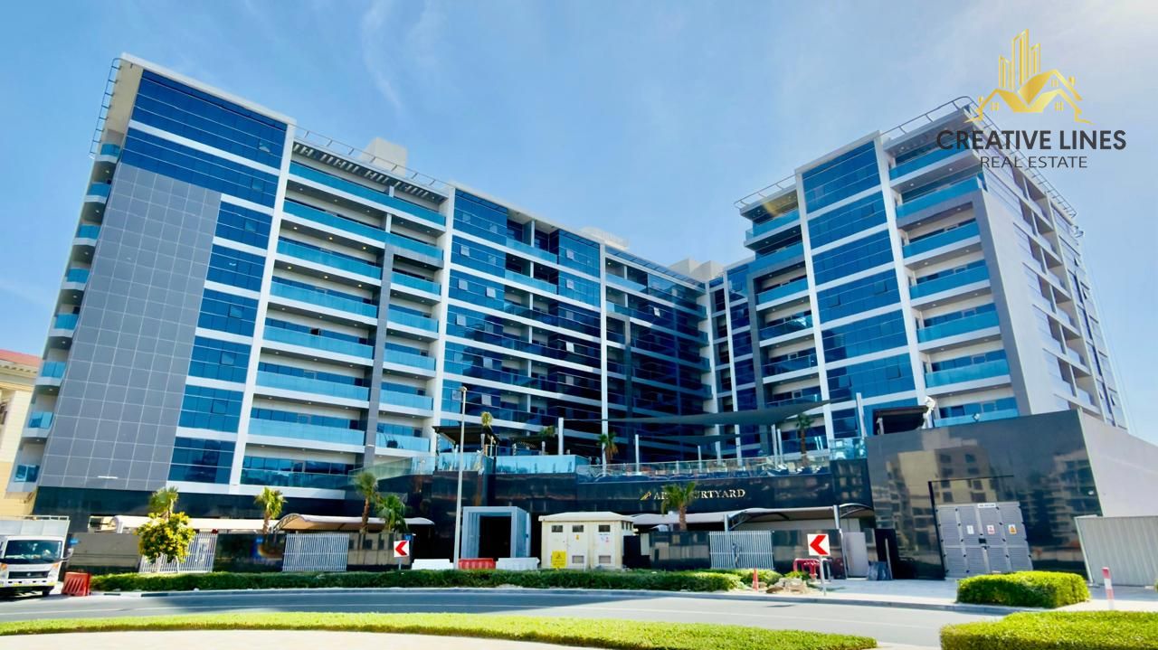 BRAND NEW//VERY SPACIOUS//PRIME LOCATION
