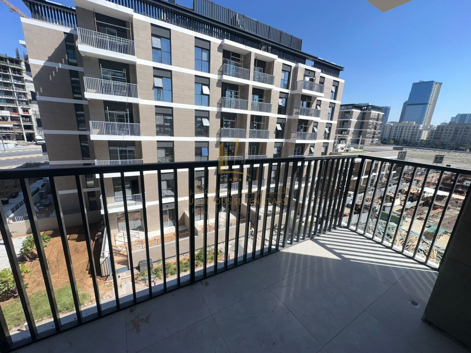 Amazing Investment Opportunity – 1 Bedroom + Living Room at Below Cost!