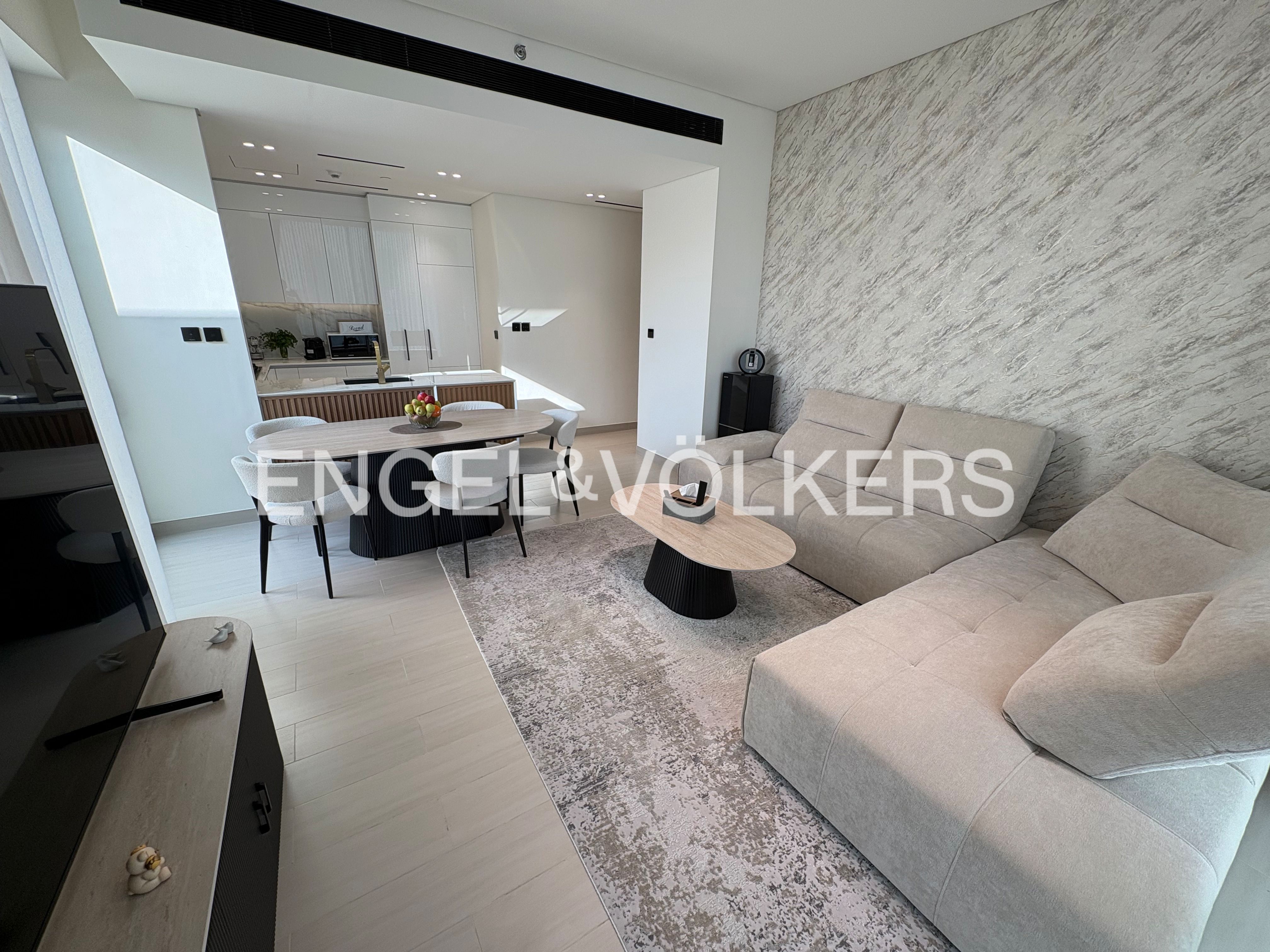 VOT | Fully Furnished | Large Layout