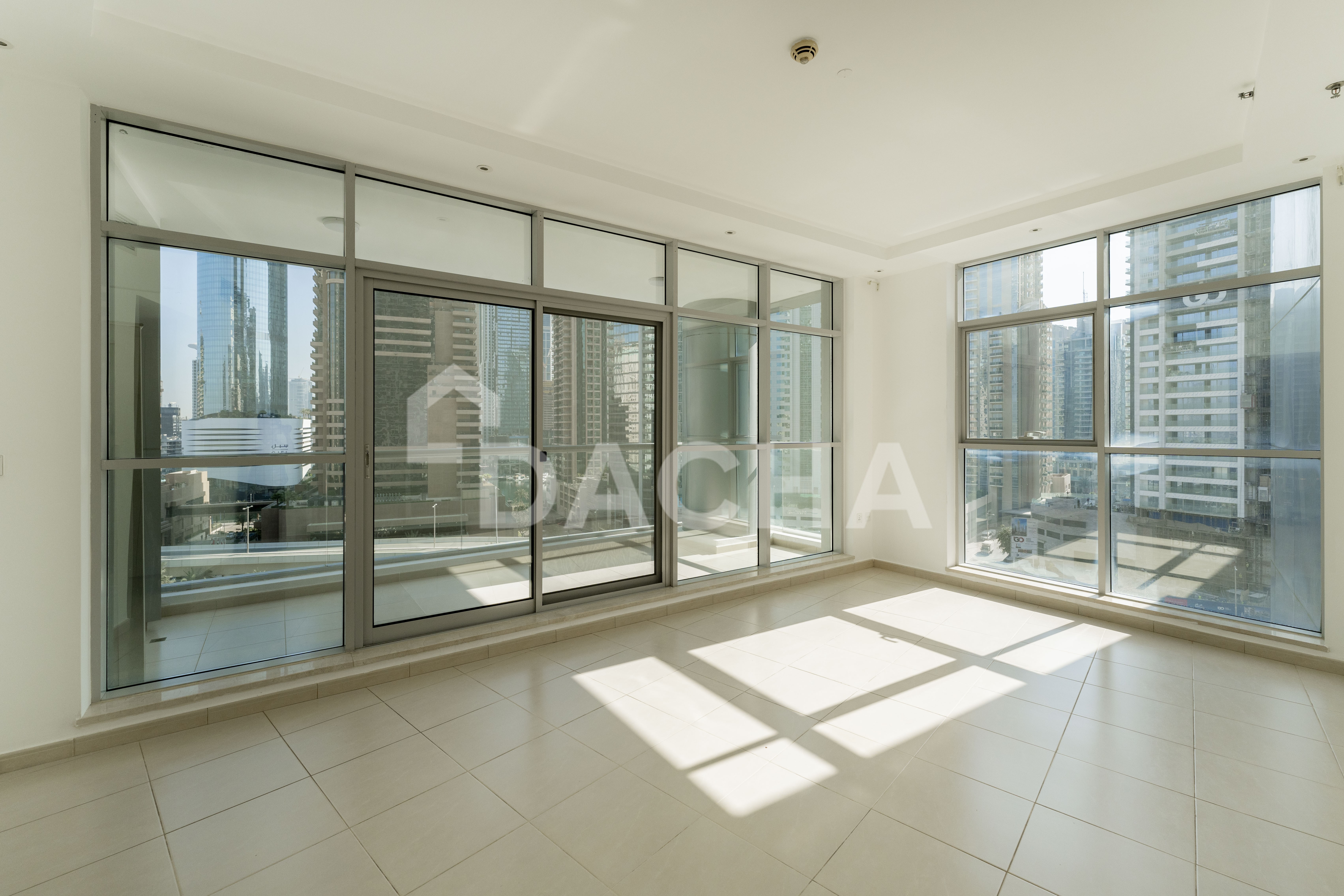 Spacious 2 Bedroom | Prime Marina Location