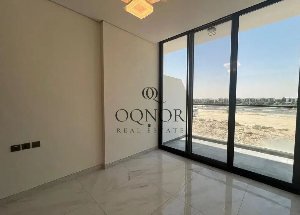 MODERN LIVING | ELEGANT UNIT | FURNISHED | BALCONY