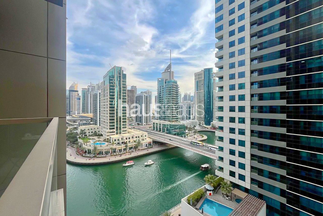 1BR Apartment for sale in Dubai Marina, Dubai — AED 135K