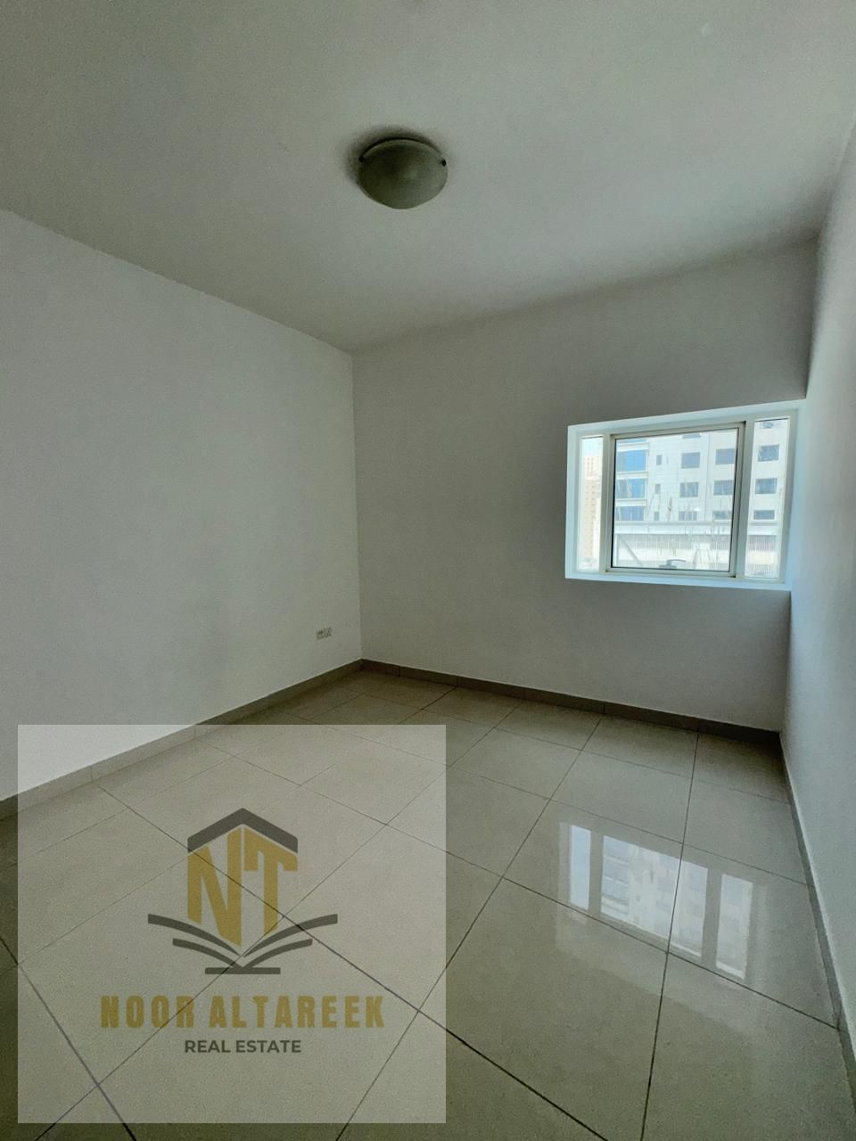 Annual Apartment for Rent in Al Khan – A great opportunity to live in one of the most vibrant areas of Sharjah, offering a strategic location close t