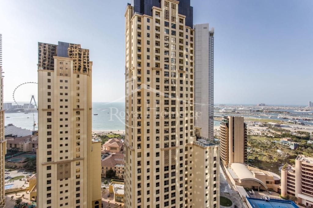 Murjan 5 JBR | Luxury 2BR+M | Prime Beachfront