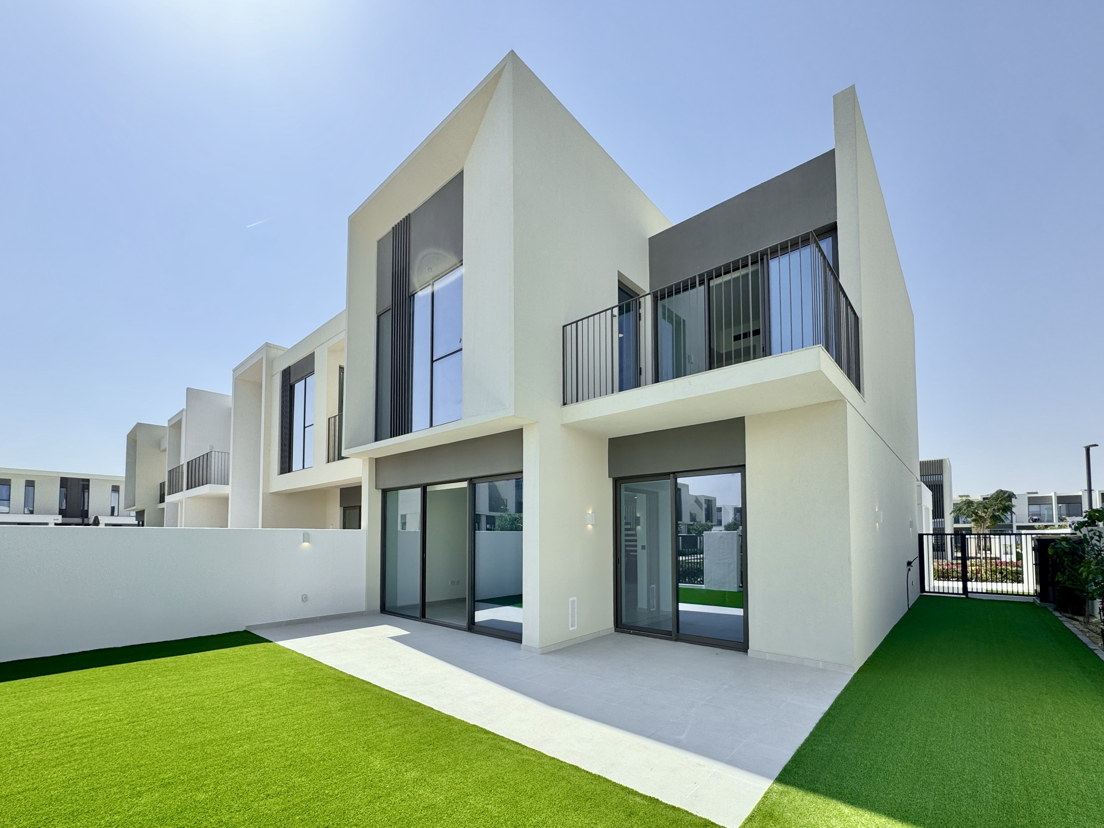 4Bedroom+Maid | Corner Unit | At Pocket Park