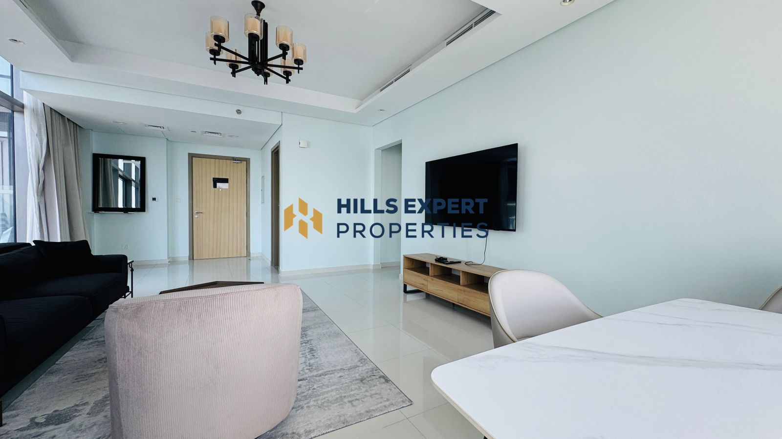 Furnished 2BR Apartment | Paramount Tower Business Bay | Downtown & Canal View