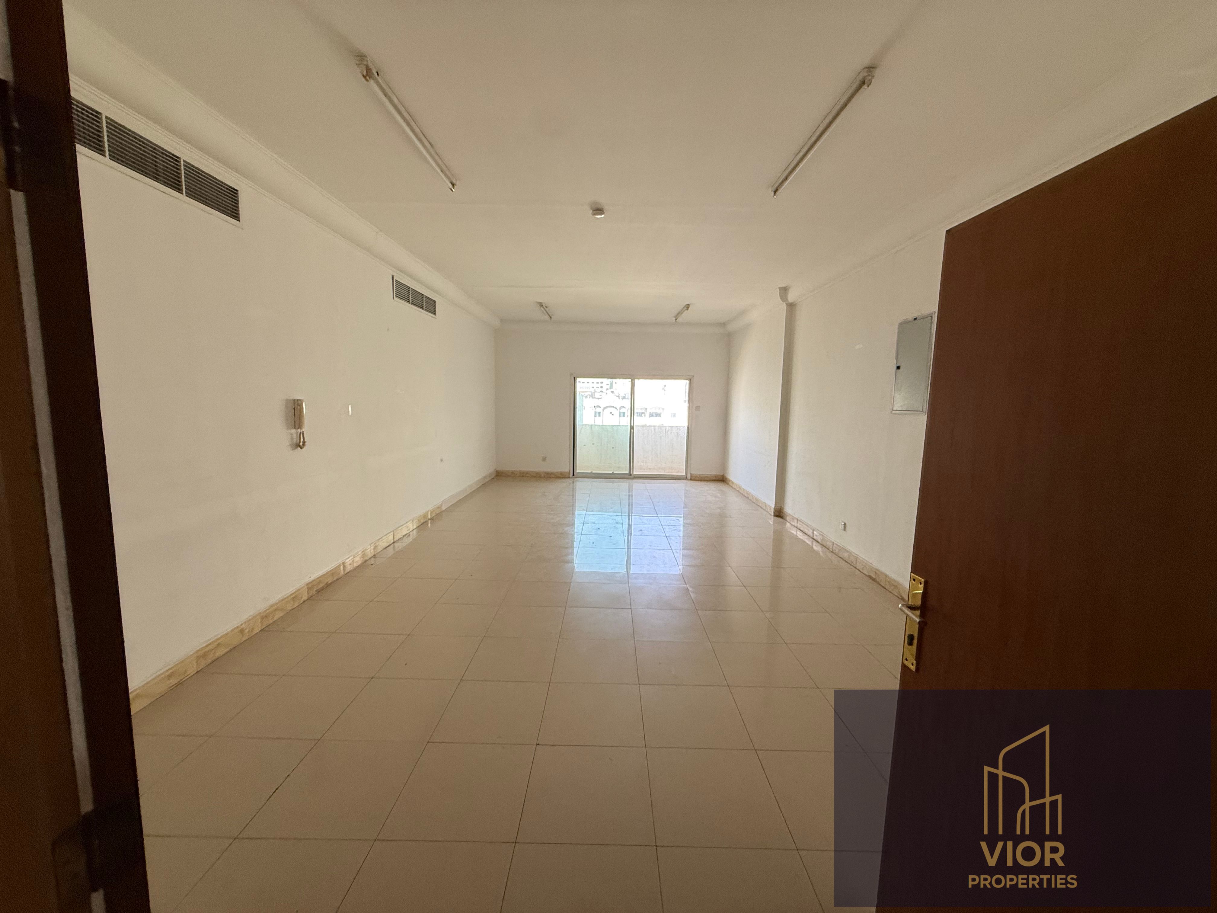 VERY BIG 3BHK ! NO CASH DEPOSIT ! FREE MAINTENANCE