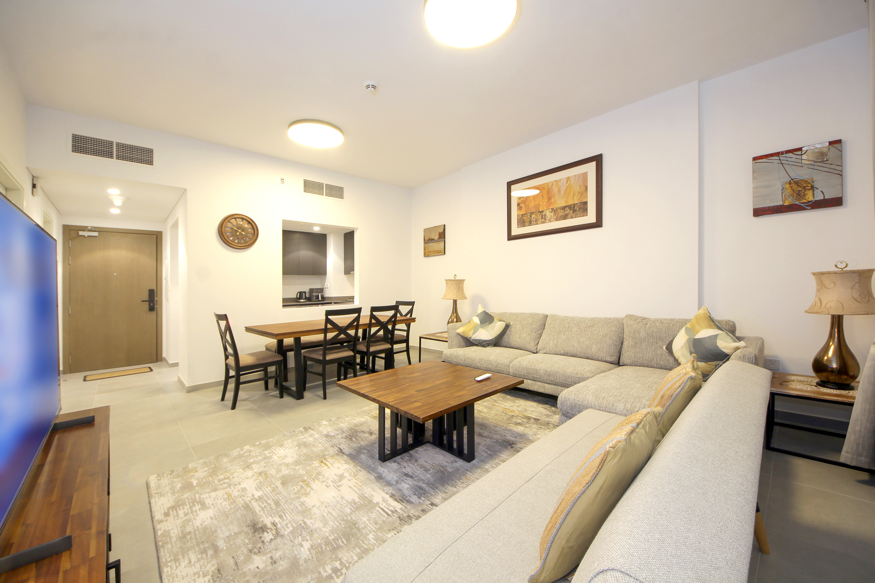 Prime 1BR in Tiraz 6 | Steps from Dining & Entertainment