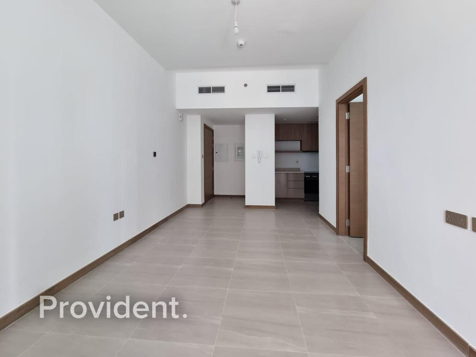 Prime Business Bay Location | Modern 1 Bedroom
