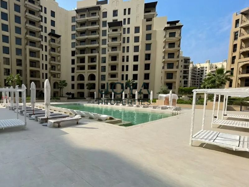 COMMUNITY VIEW - UNFURNISHED - HIGH FLOOR