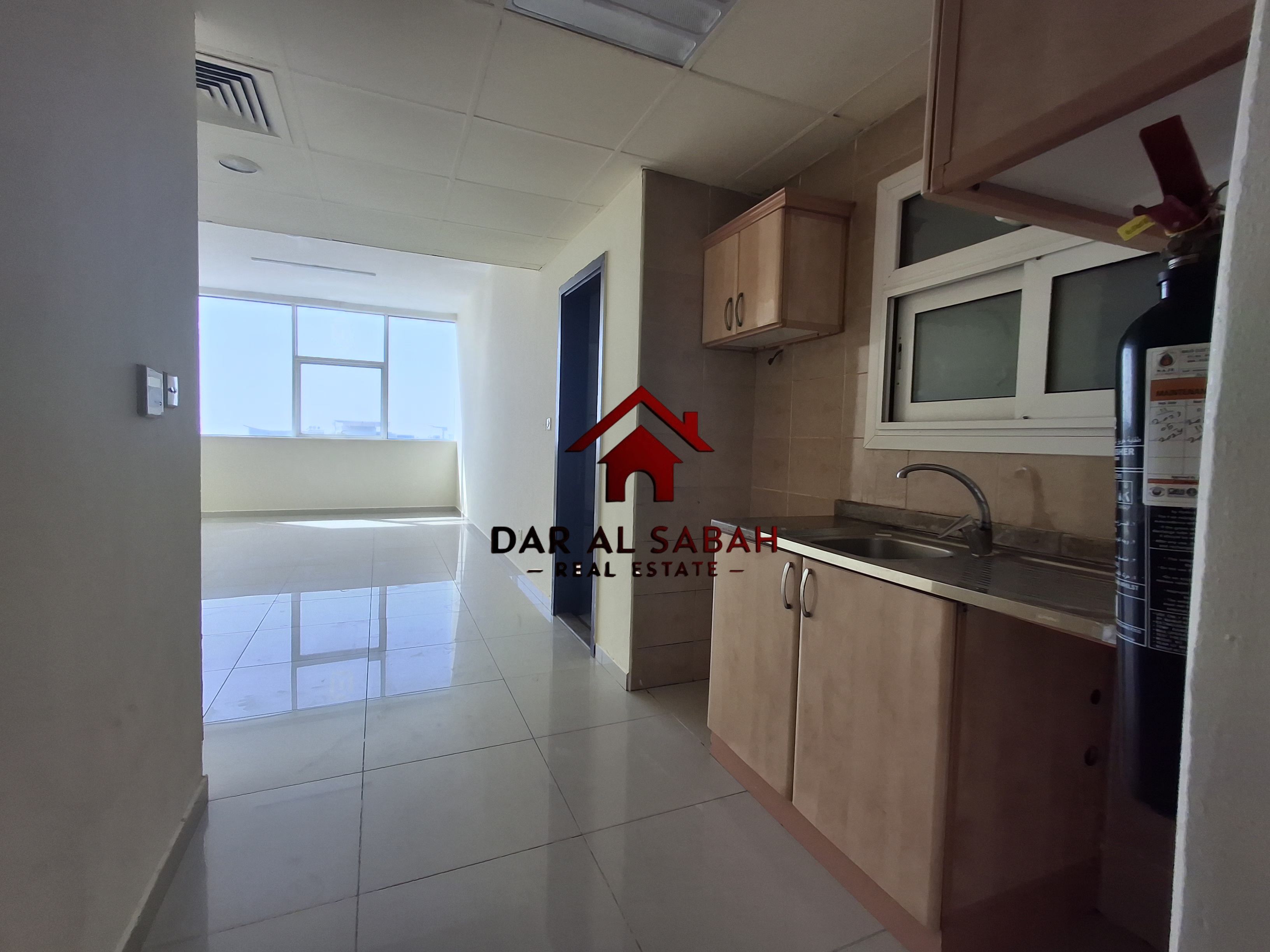 SPACIOUS STUDIO NEAR DUBAI BUS STOP FOR METRO NEAR SAHARA CENTER