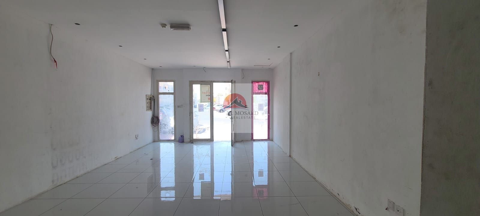 AVAILABLE SHOP FOR RENT| ENGLAND CLUSTER| PRIME LOCATION