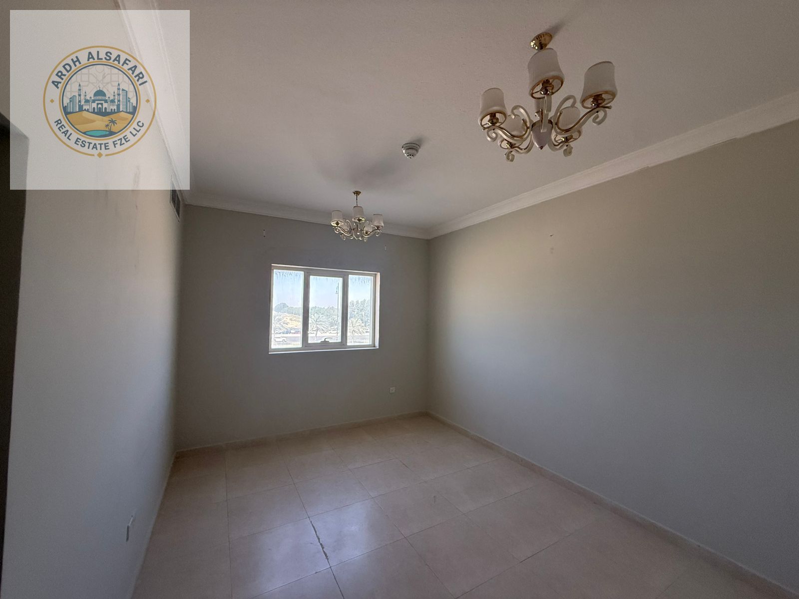 Like brand new building luxury 1bhk apartment with 2 wash rooms on very reasonable price visit it hope you will like