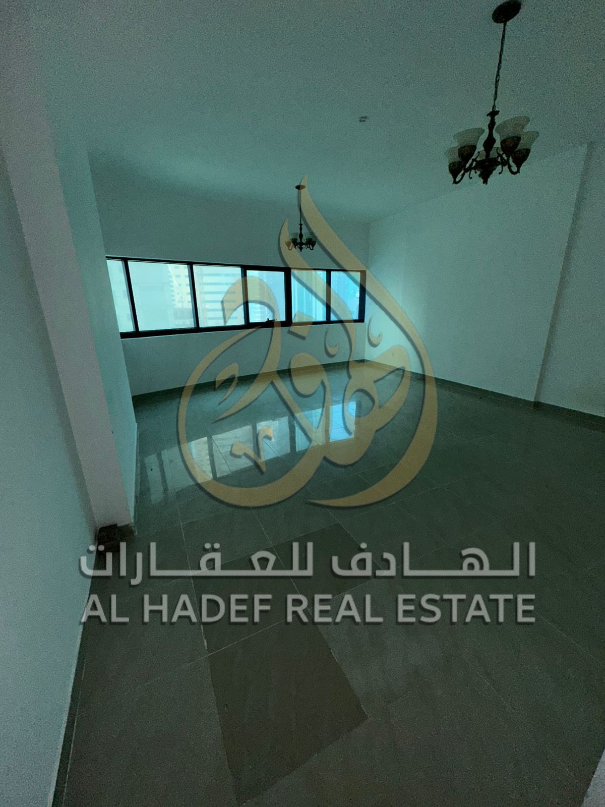 Apartment for rent in Al Mamzar – Al Taawun, Sharjah, located directly on the Dubai exit for easy daily commuting. The tower is family-only and offers