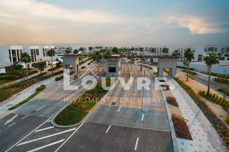 4BR Villa | Ready to Move | Prime Location