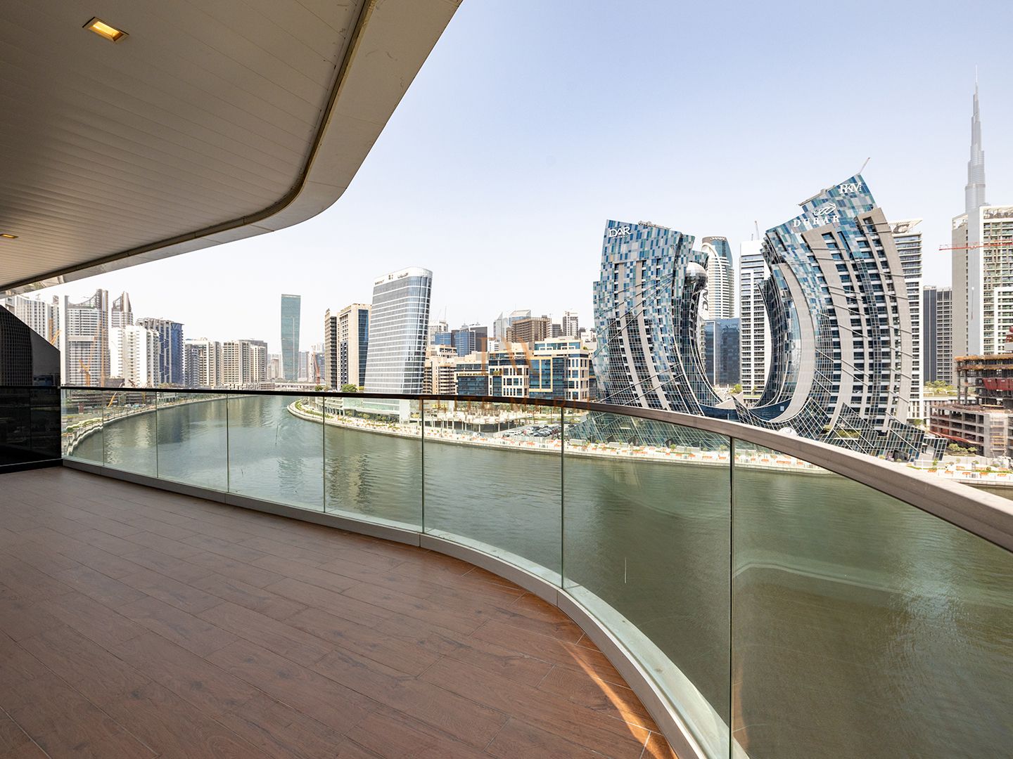 Vacant in Feb | Luxury Furniture | Canal Views