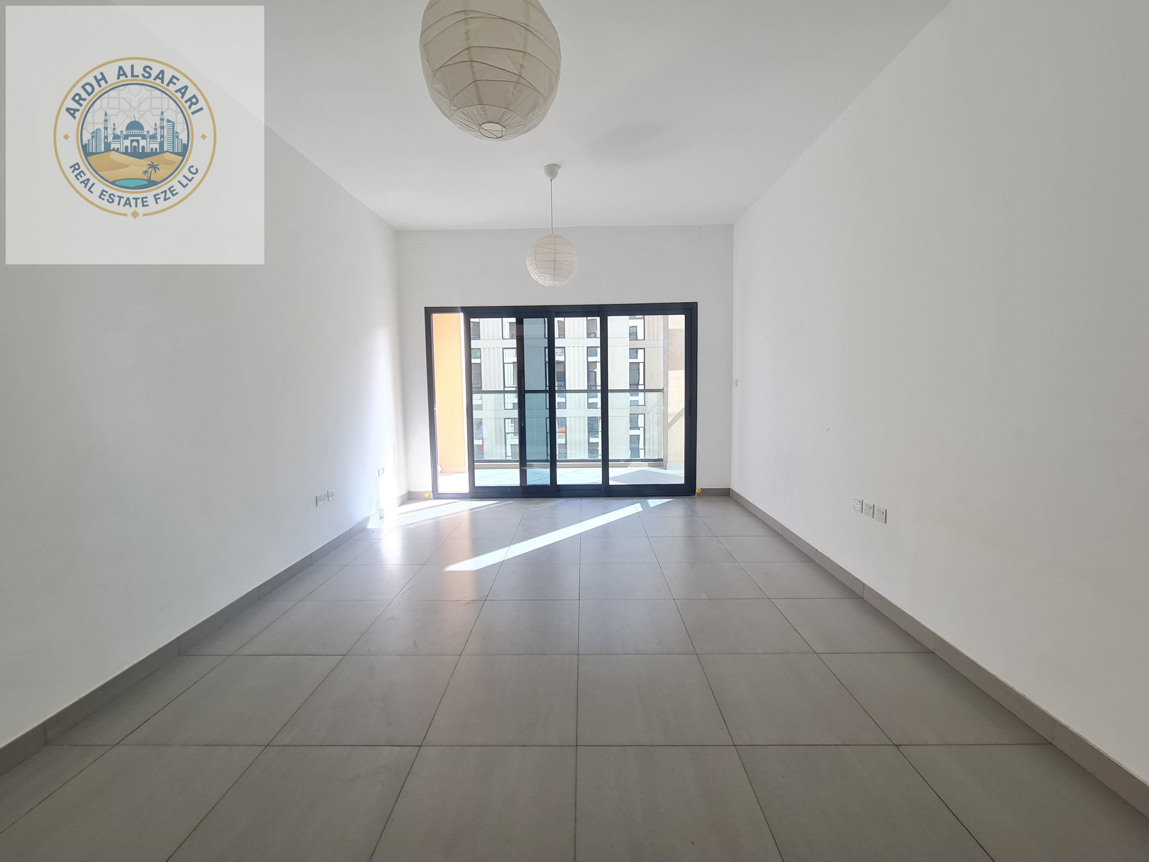 Bigg Studio available with balcony in Gatedcommunity Sharjah