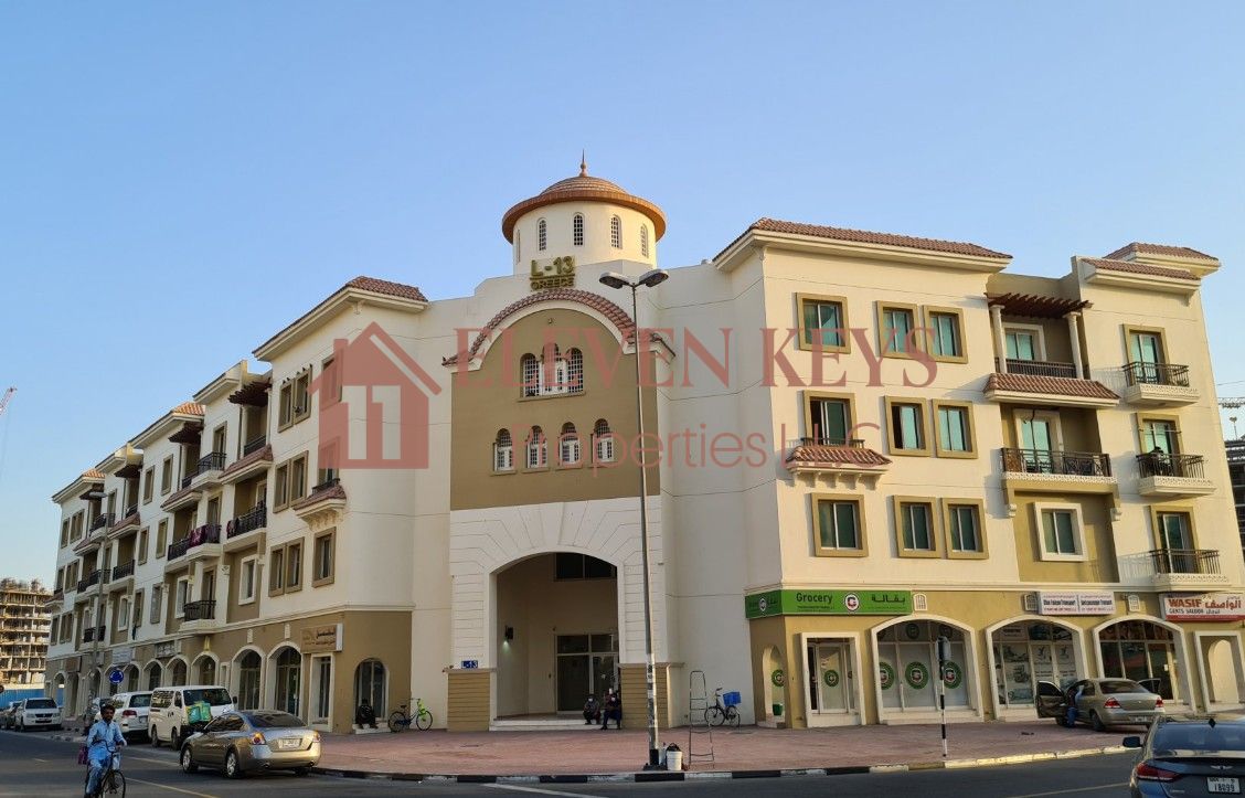 Hot Deal /Corner Parking side Shop/ Best Location