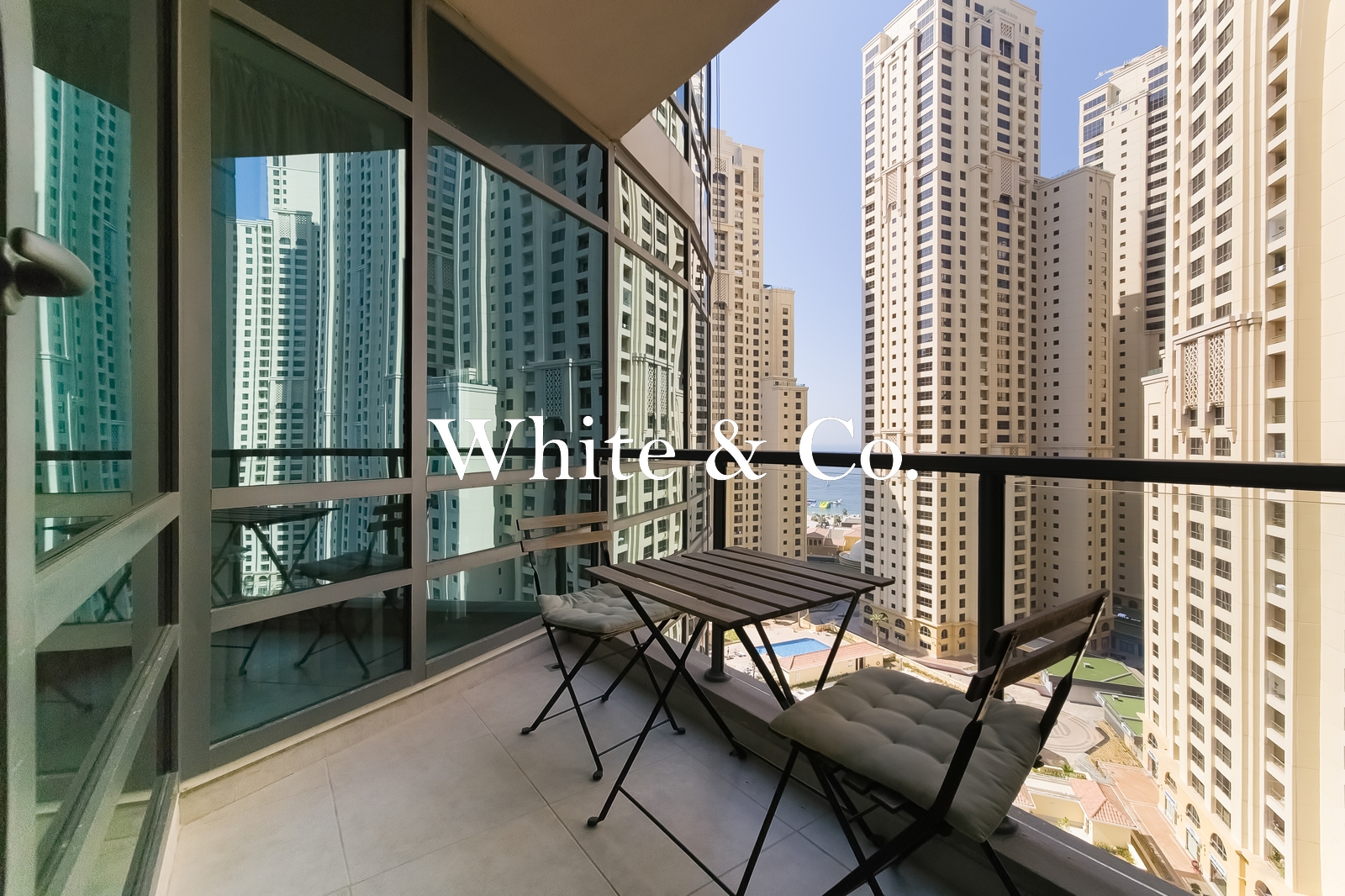 VOT | Bright Layout Two Beds | High Floor
