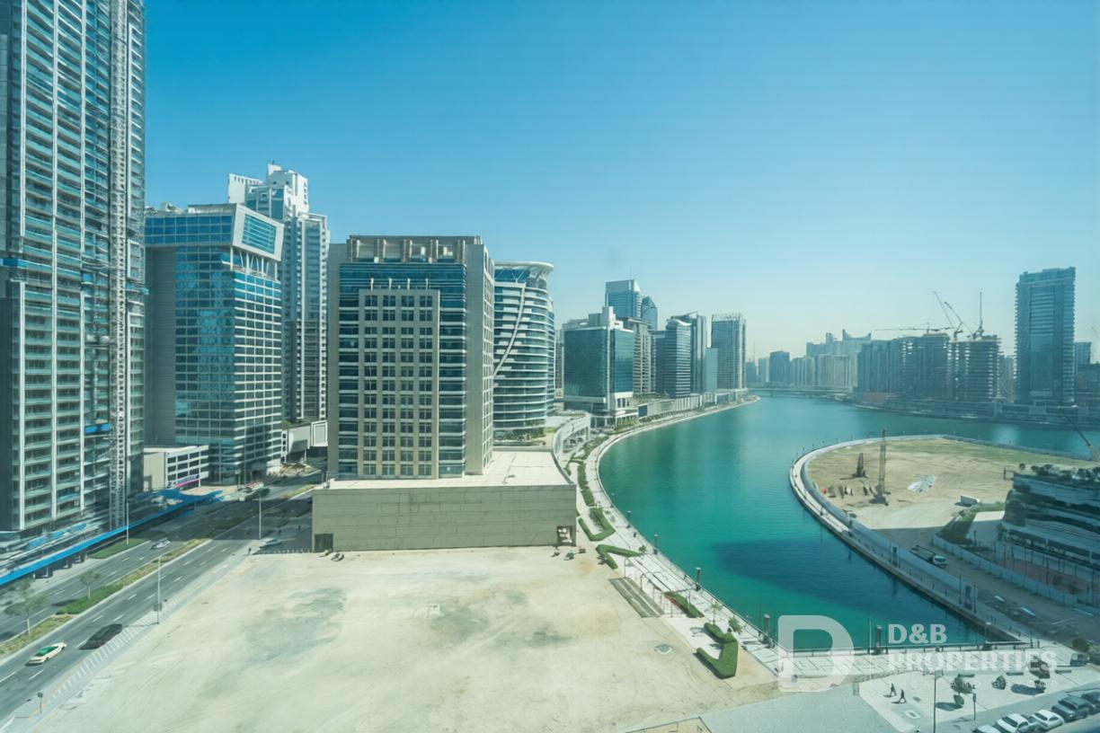 Canal View | Mid Floor | Vacant | Fully Furnished