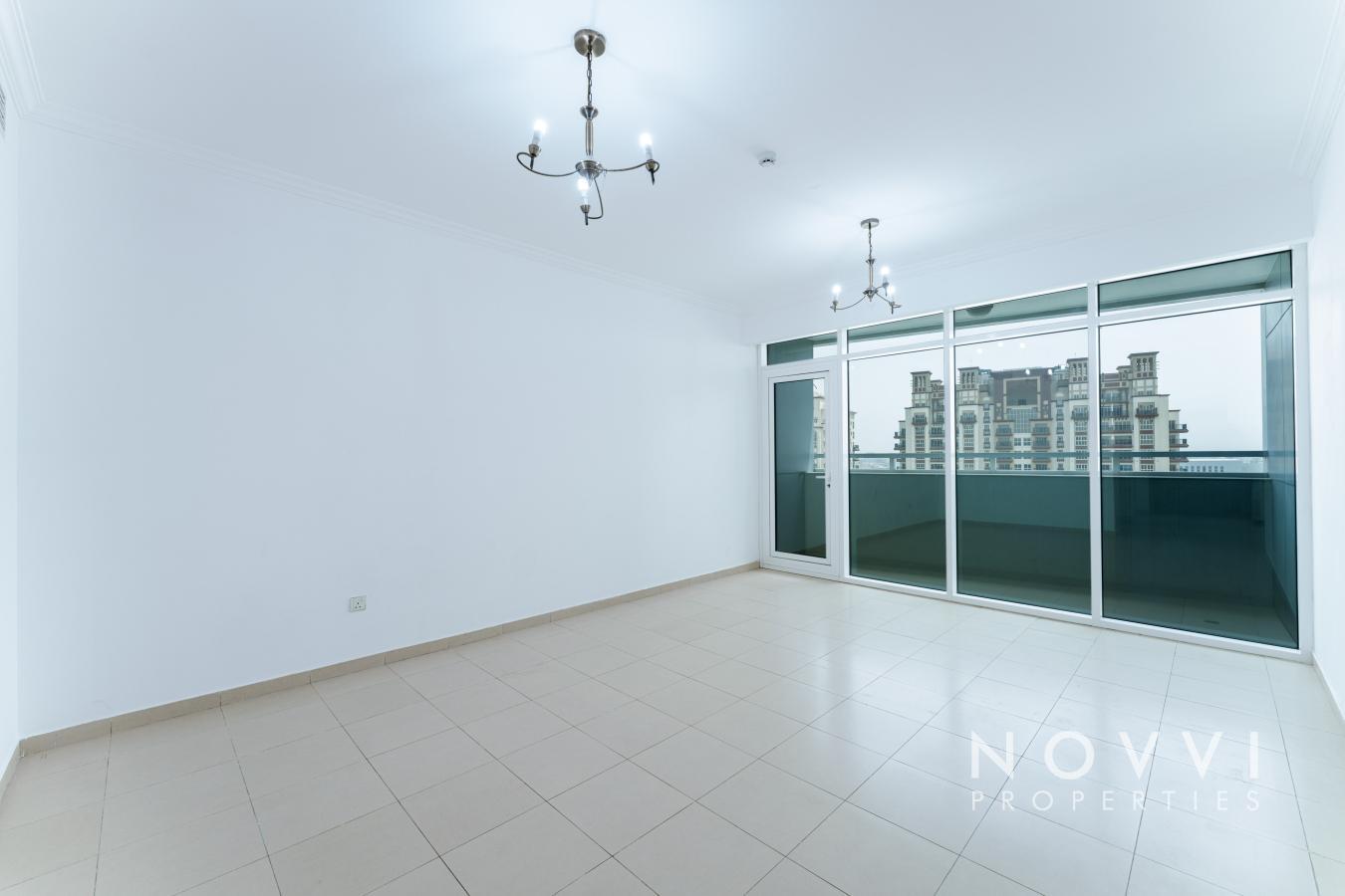High Floor | Lake View | Tenanted | Balcony
