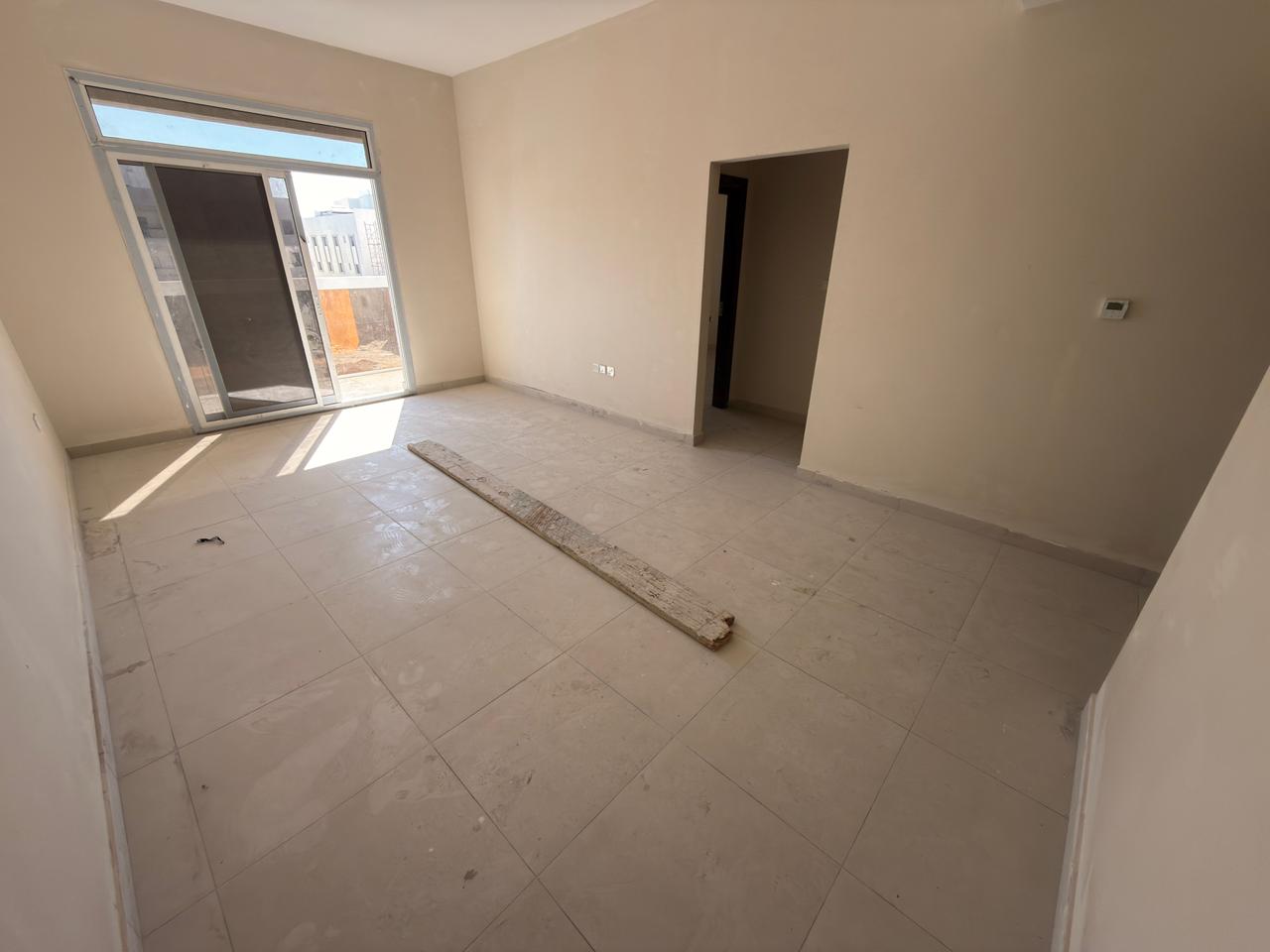 One bedroom and living room, first occupancy, in Al Jurf 3, behind the Chinese Market, near Ajman Festival City. 2 bathrooms.