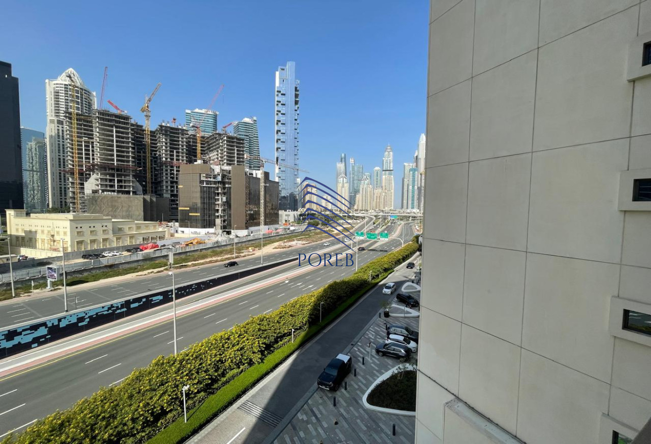Skyline View | Large Layout | Tenanted