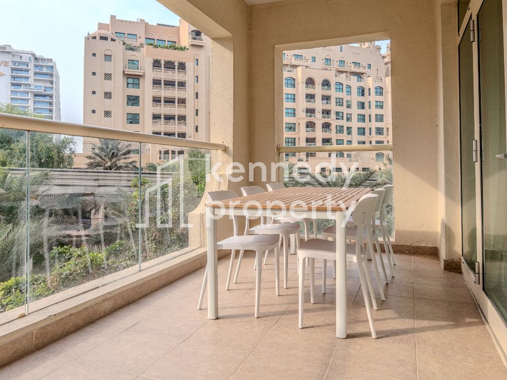 Park View | Large Balcony | Prime Location