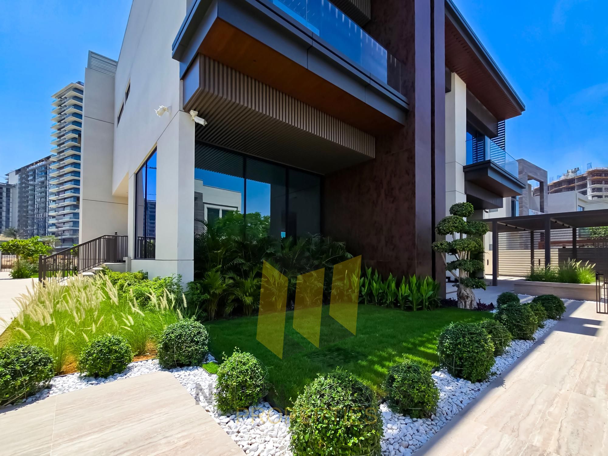 Brand new| custom made| Park View