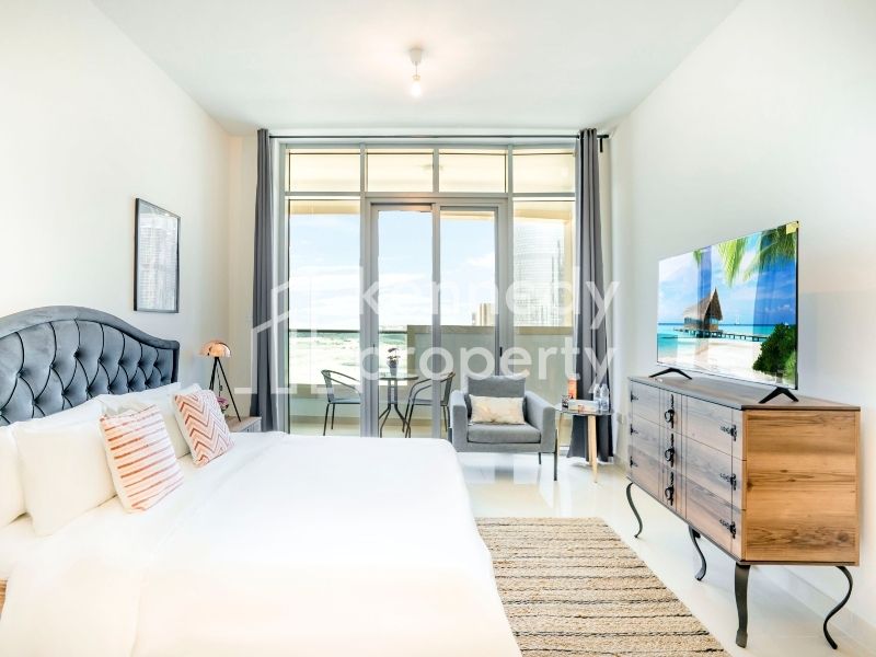 Modern Design | Large Windows | Upscale Living