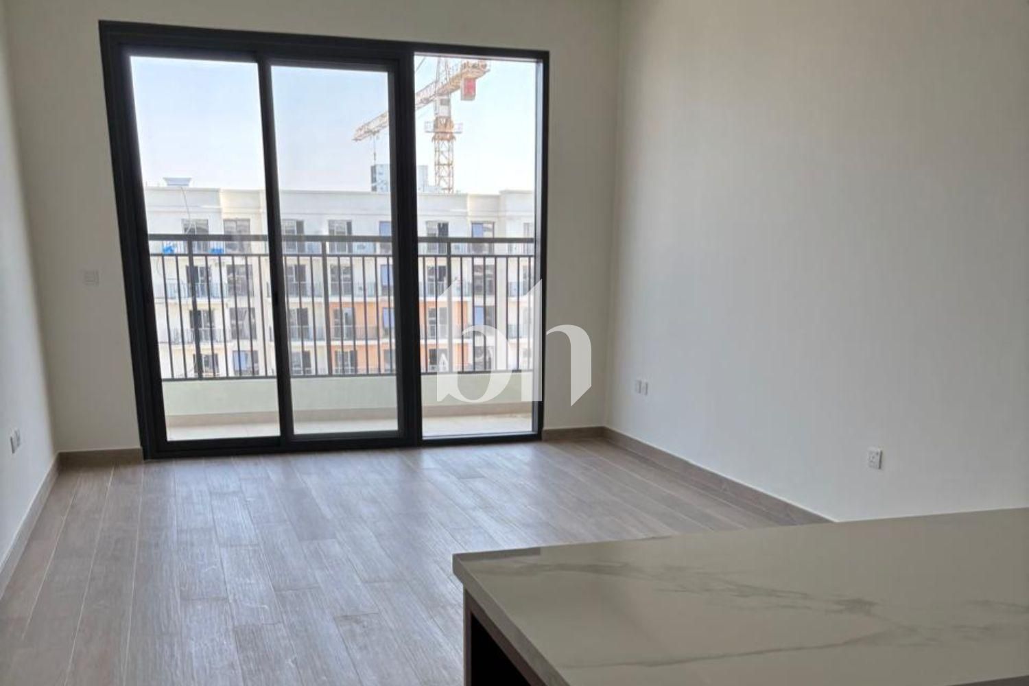 Spacious 2BR | Vacant | Town Square Living